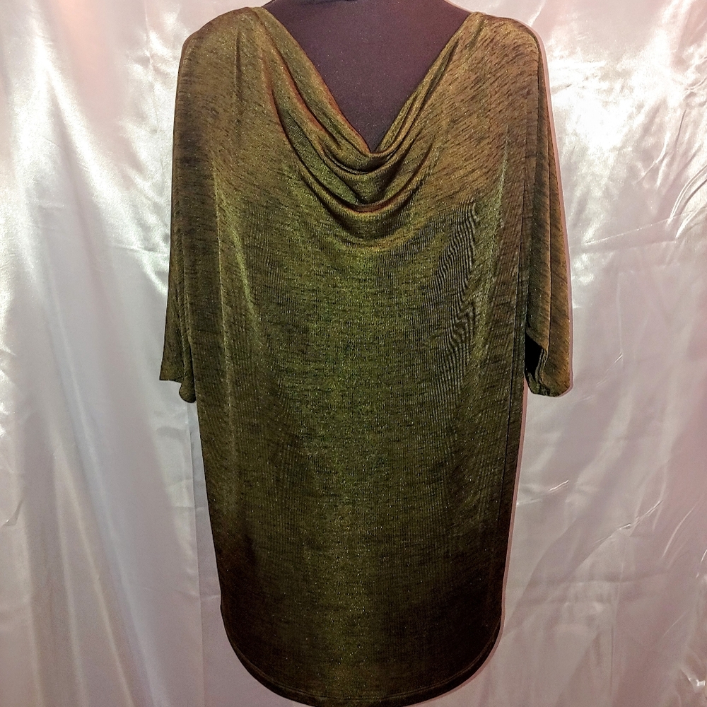 4/$25 Green Blouse